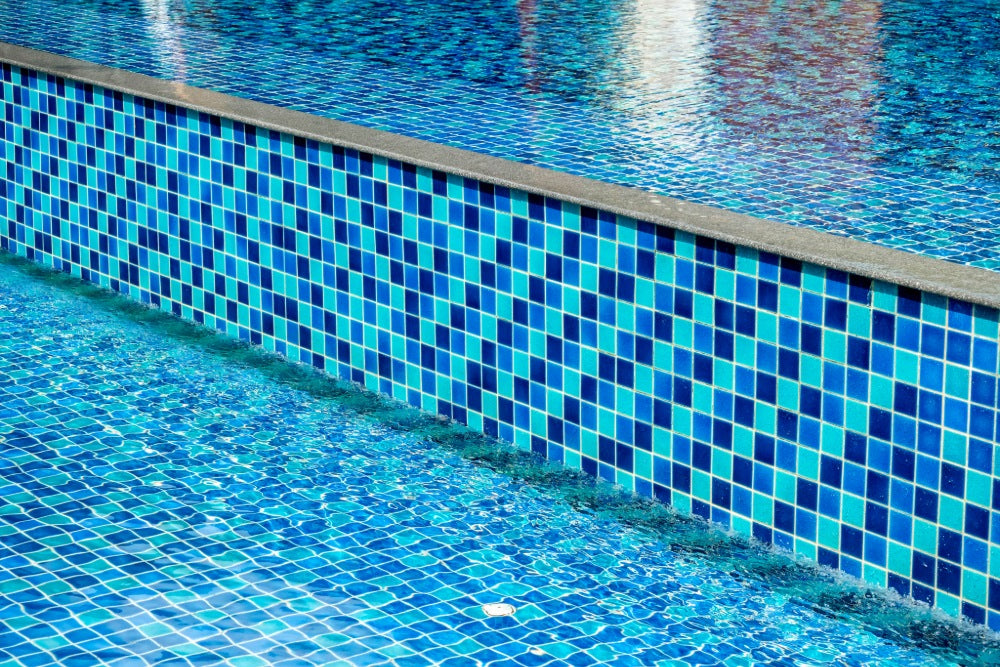 8 Best Tile Types For Swimming Pools And High-Moisture Areas – Elit Tile