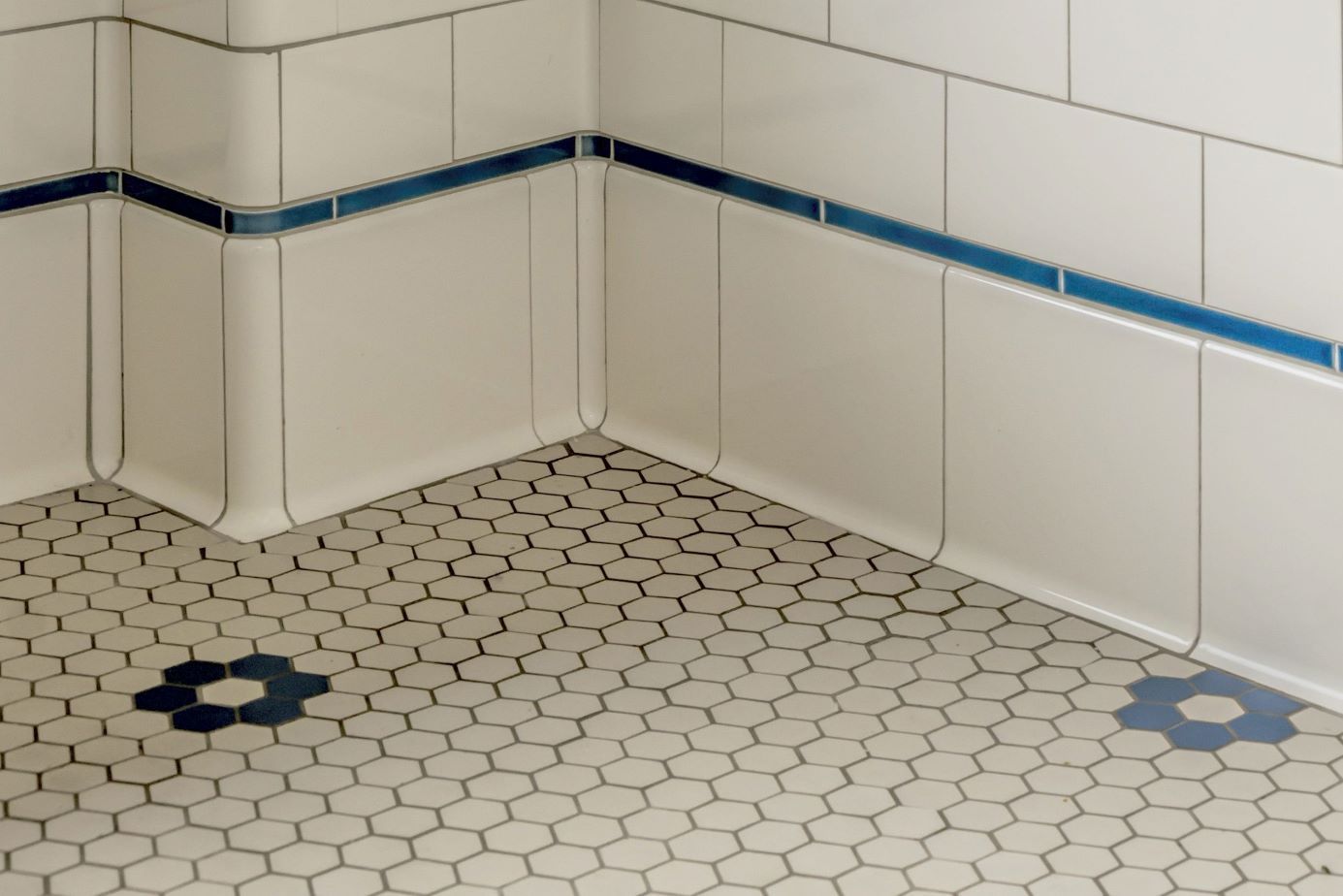 Sanitary Cove Base - Elit Tile