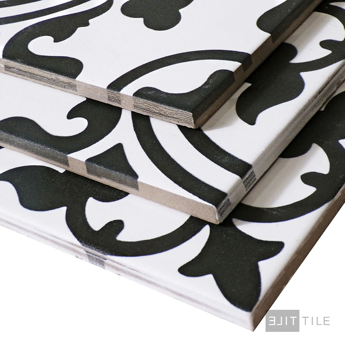 Frame 15 Porcelain Decorative Field Tile 6X6 Clover B&W Matte