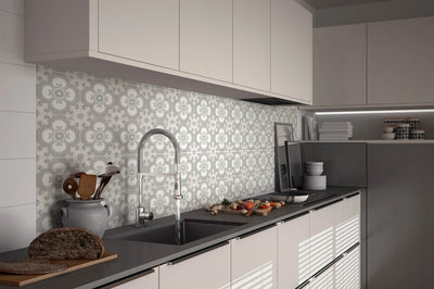 Hampton 15 Porcelain Decorative Field Tile 6X6 Noyack Matte