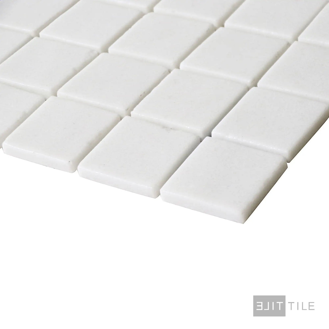 Natureglass Pool Rated Square Glass Mosaic 12X12 Malla White Glossy