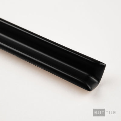 Sanitary Cove Base Inside Corner 1X6 Black Matte