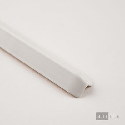 Sanitary Cove Base Outside Corner 1X6 White Matte