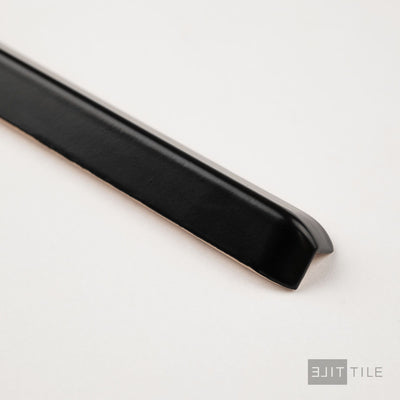 Sanitary Cove Base Outside Corner 1X6 Black Matte