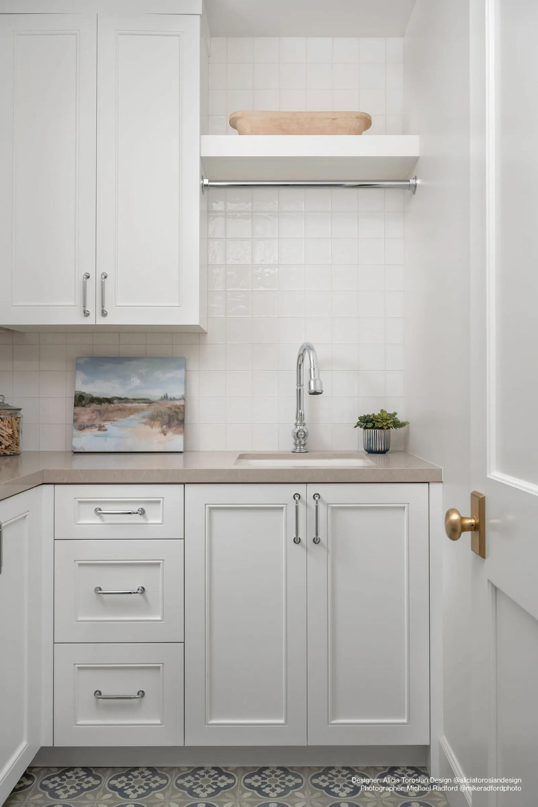 Marin Glazed Ceramic Field Tile 4X4 Pearl White Gloss – Elit Tile