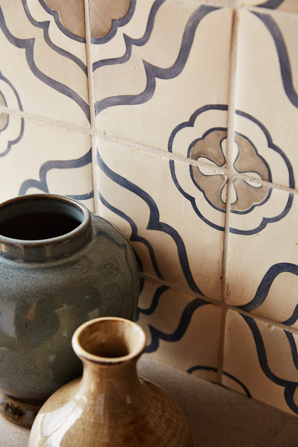 Duquesa Jasmine Deco 4-5/8X4-5/8 Mezzanotte Matte