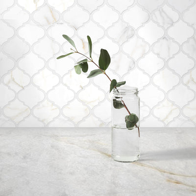 Calacatta Gold Marble 4" Lantern/Arabesque Honed Mosaic